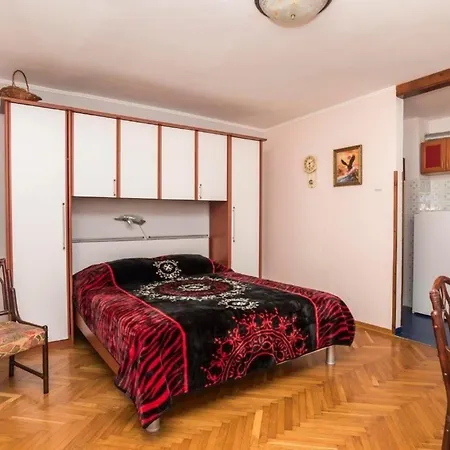 Dragica In Der Region Punta, Nahe Dem Und Strand, Wlan, Parkplatz Apartment