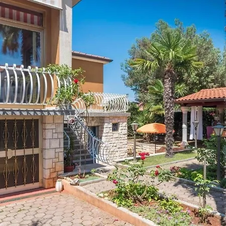 Dragica In Der Region Punta, Nahe Dem Und Strand, Wlan, Parkplatz * Umag